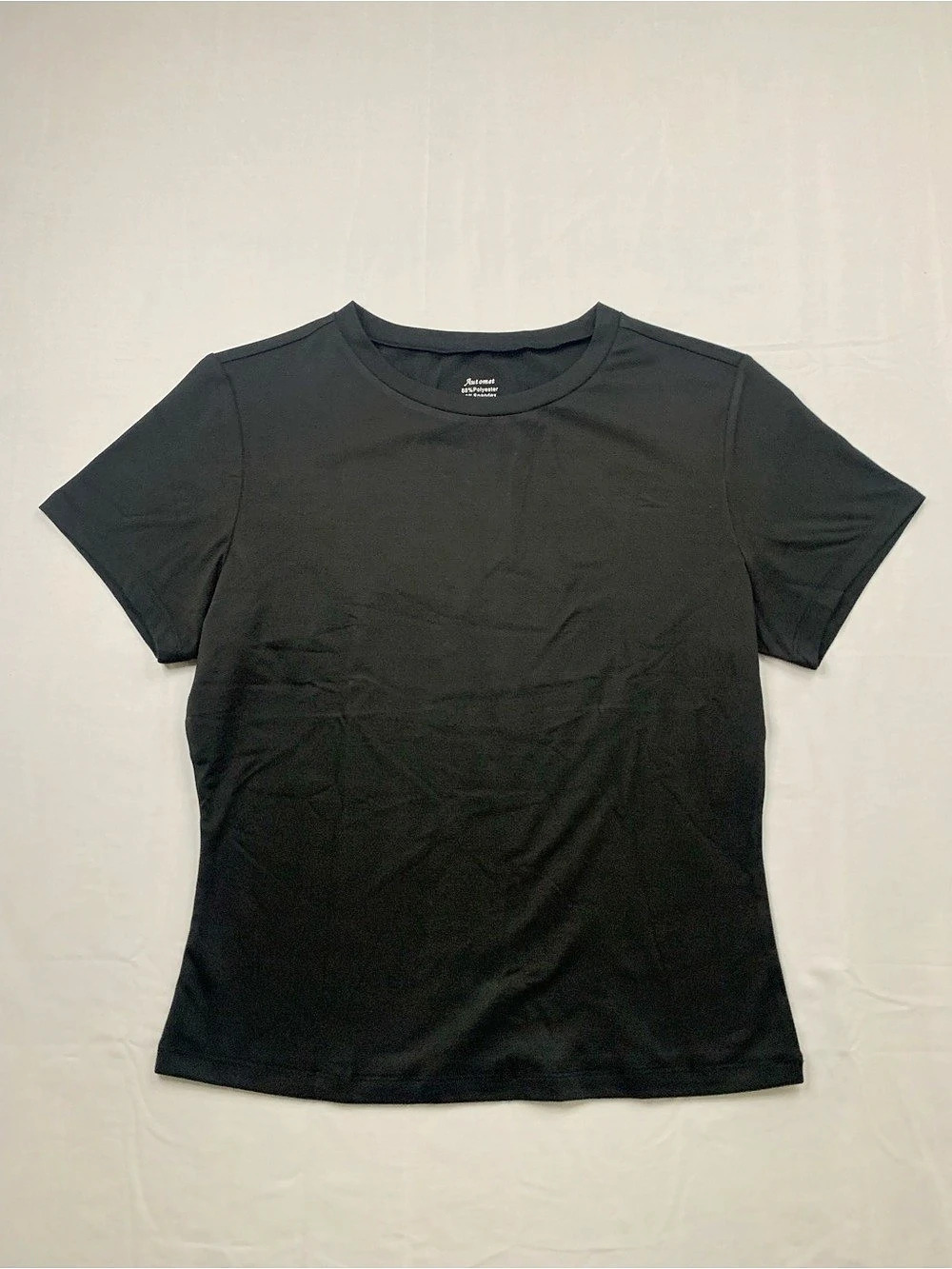 Women's NWOT Short Sleeve Tee in Black Size large